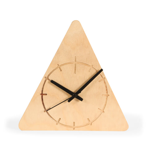 Hana – Triangular Clock